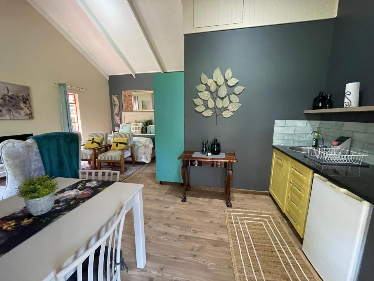Periwinkle, Grove ,Acorn & Sage Cottages Clarens Eksteriør billede