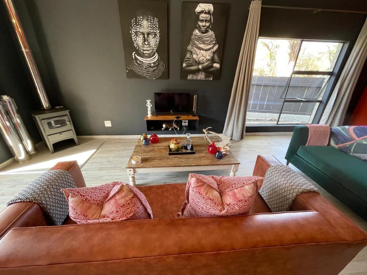 Periwinkle, Grove ,Acorn & Sage Cottages Clarens Værelse billede