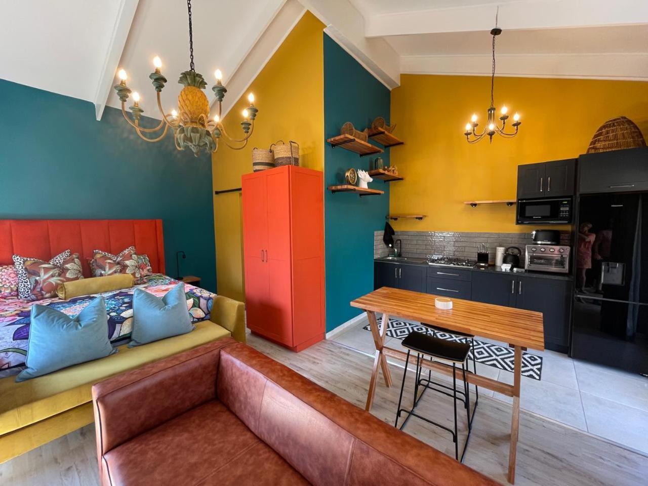 Periwinkle, Grove ,Acorn & Sage Cottages Clarens Værelse billede